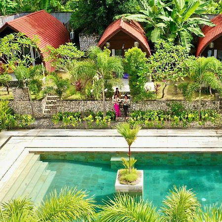 Jungle Paradise Batununggul Exterior photo